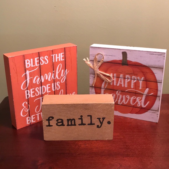 MARKED DOWN! 🦃 Three Fall Signs NEW!! 🦃 - Picture 2 of 8